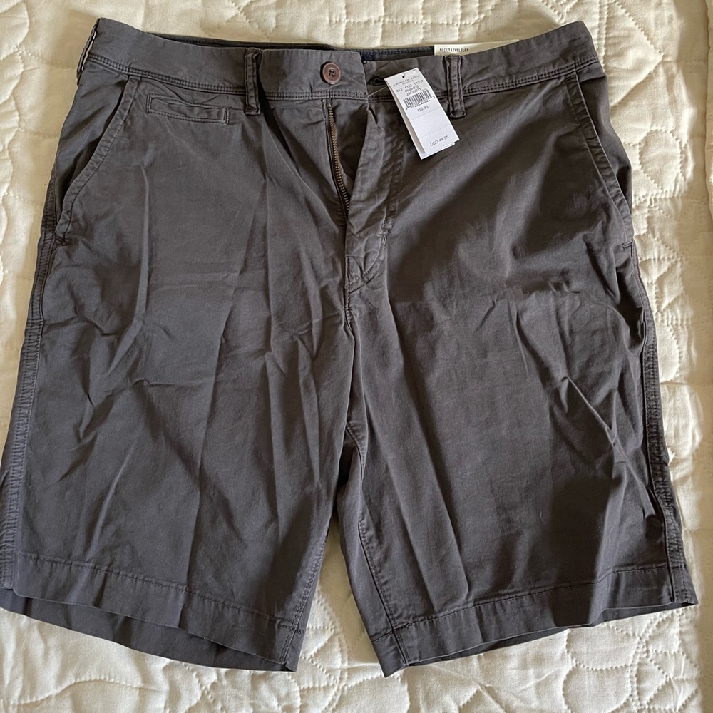 NWT men’s American Eagle cargo shorts
